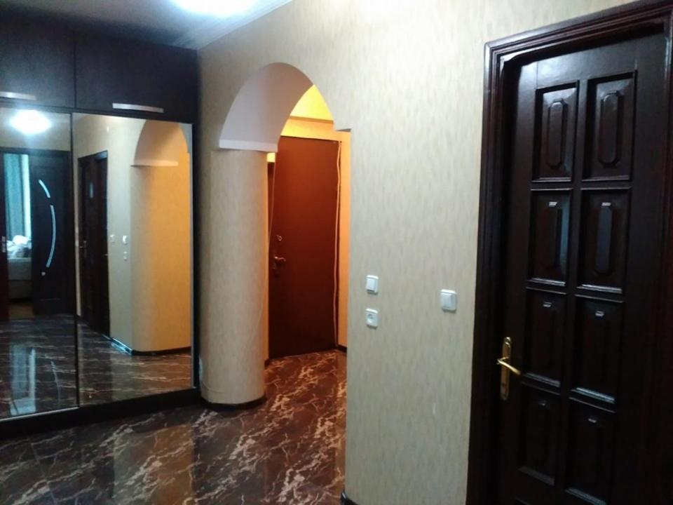 Apartment Жужуна Batoemi Buitenkant foto