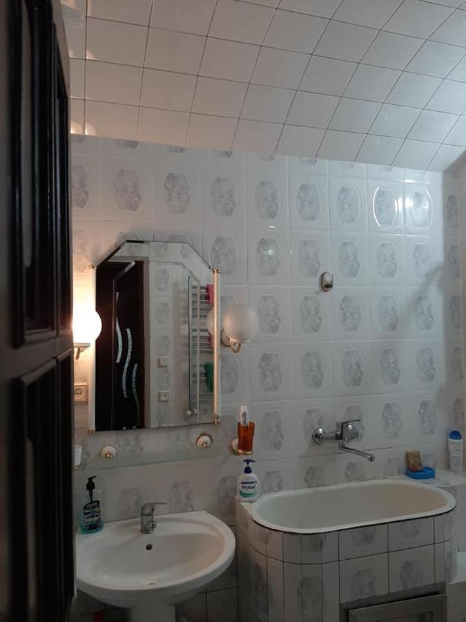 Apartment Жужуна Batoemi Buitenkant foto